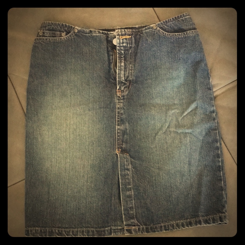 Denim skirt